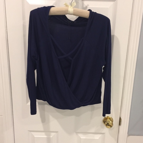 BooHoo | Long Sleeve Top SOLD - Picture 3 of 8